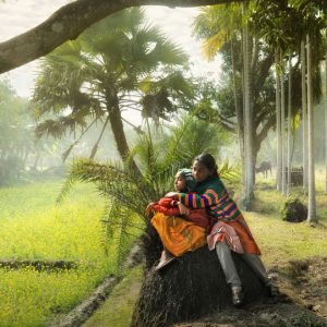 How to Photograph People When You Travel